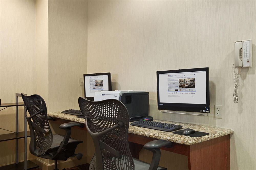 Hilton Garden Inn Hoffman Estates Bagian luar foto