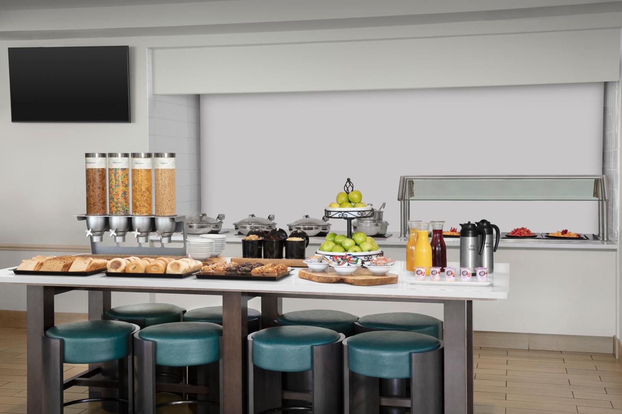 Hilton Garden Inn Hoffman Estates Bagian luar foto