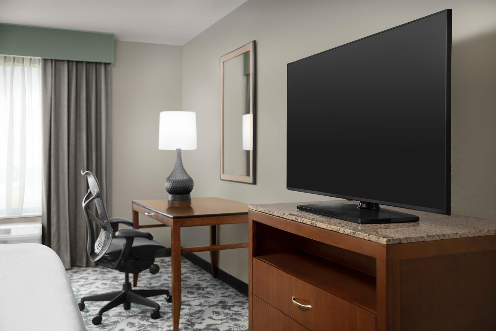 Hilton Garden Inn Hoffman Estates Bagian luar foto
