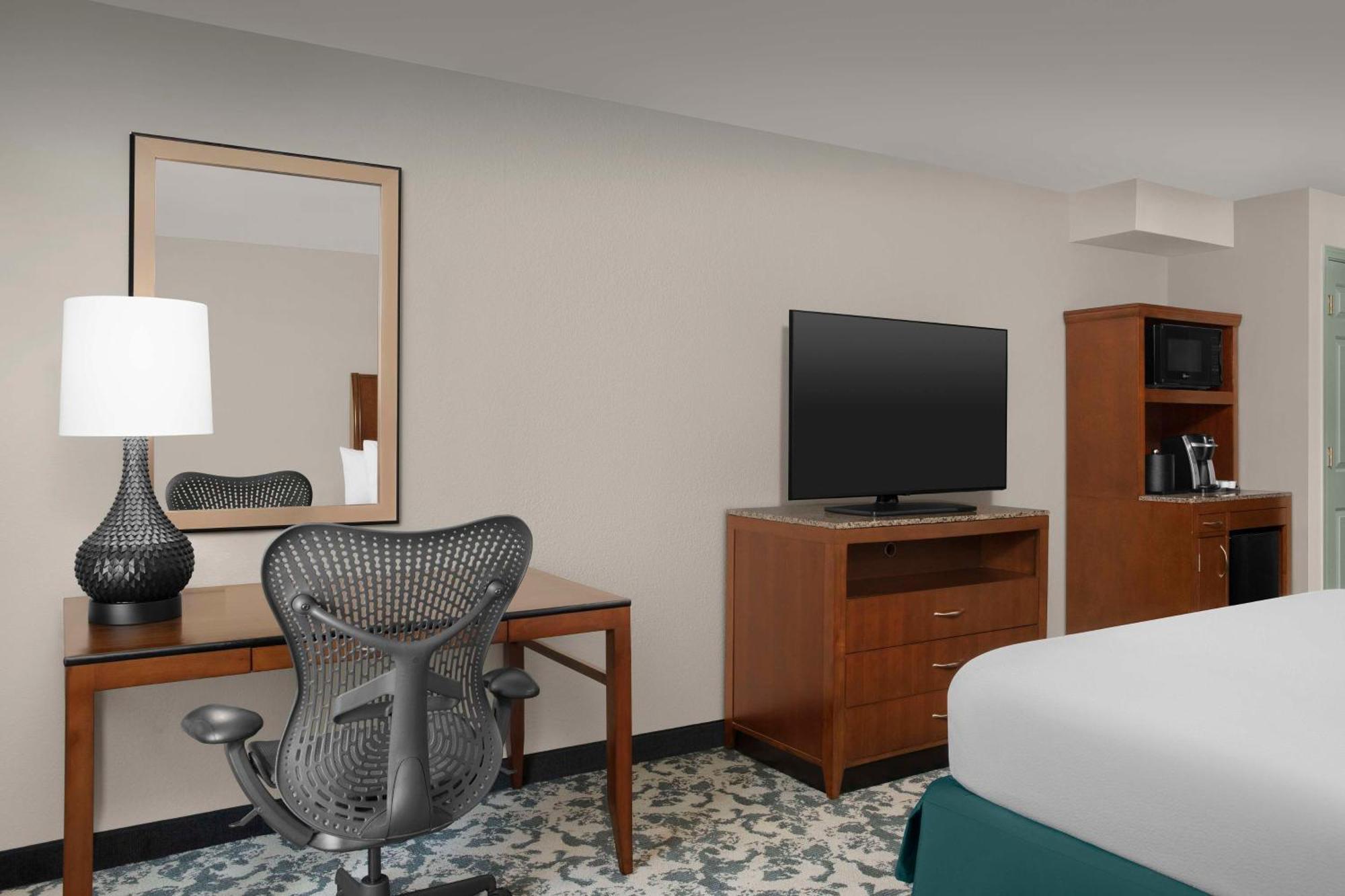 Hilton Garden Inn Hoffman Estates Bagian luar foto