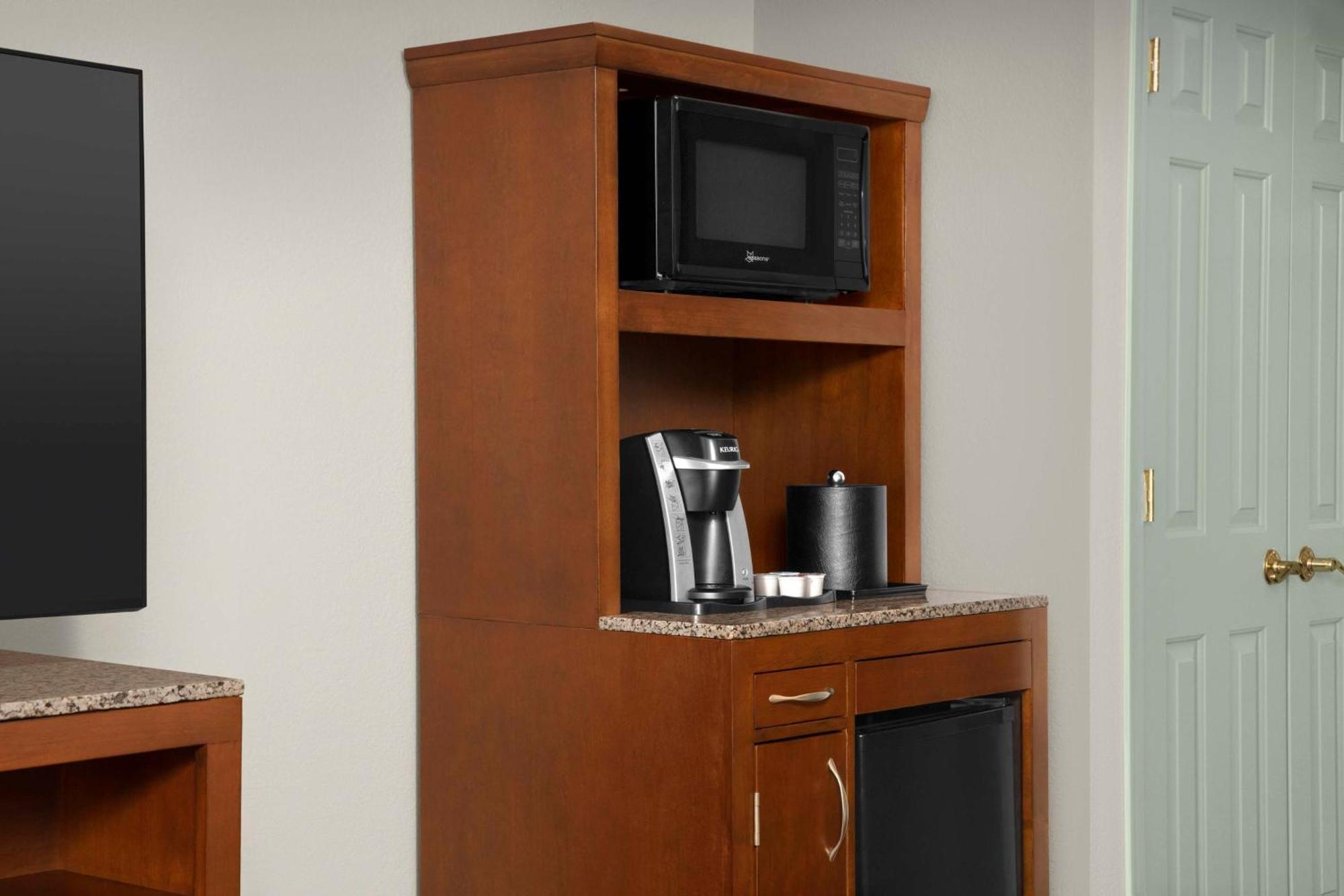 Hilton Garden Inn Hoffman Estates Bagian luar foto