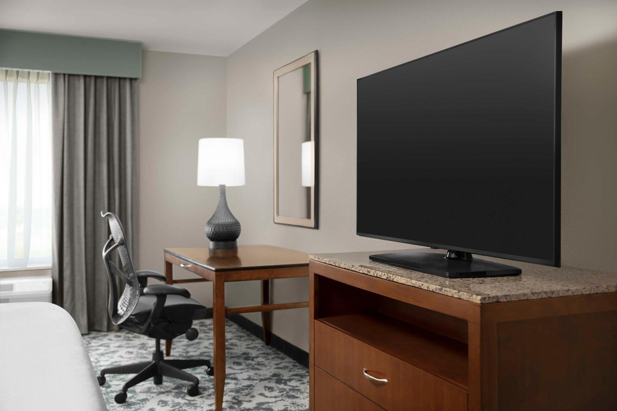 Hilton Garden Inn Hoffman Estates Bagian luar foto